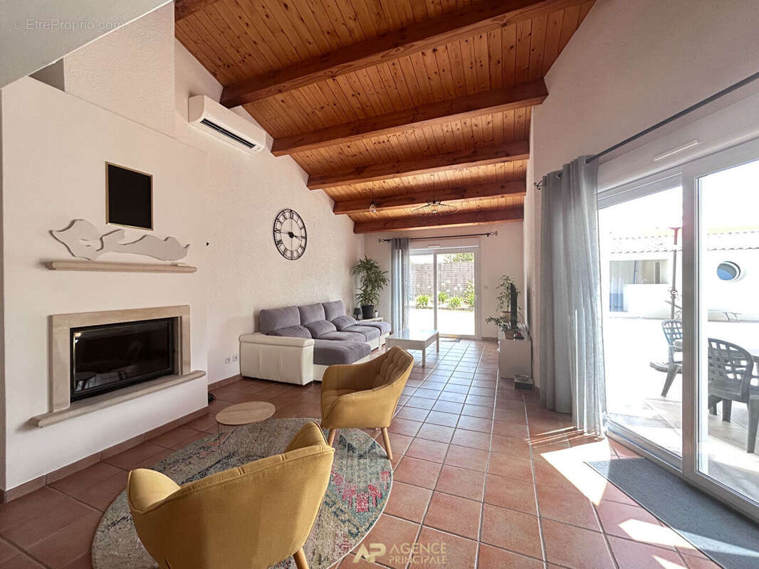 Maison familiale - 142m2 - piscine - Puilboreau - photo 3