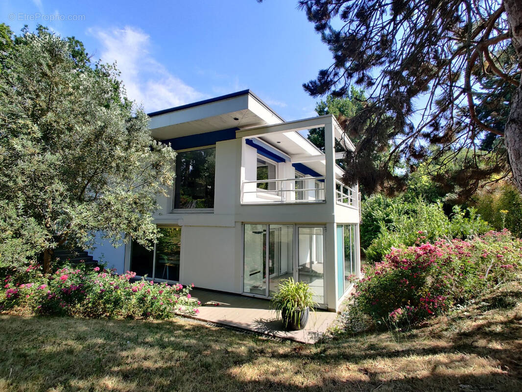 Maison à DAMMARIE-LES-LYS