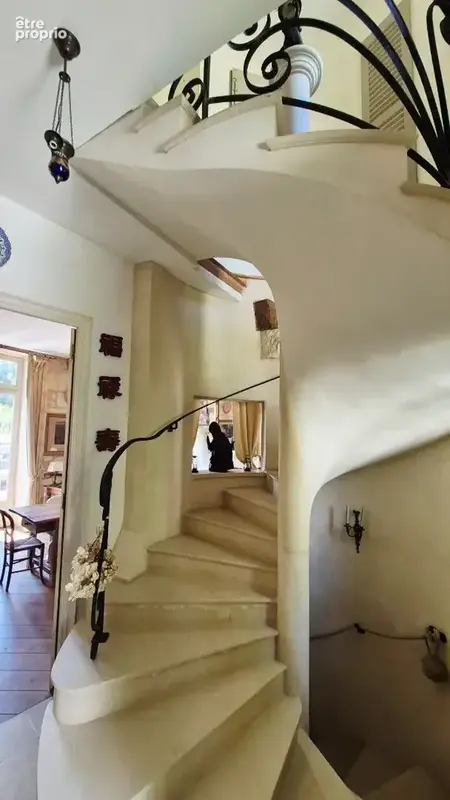 Maison de prestige à Saintes 12 pièces - photo 8