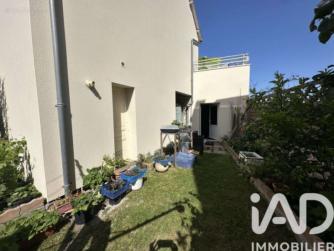 Maison 110 m² à Saint-Pair-Sur-Mer  - photo 9
