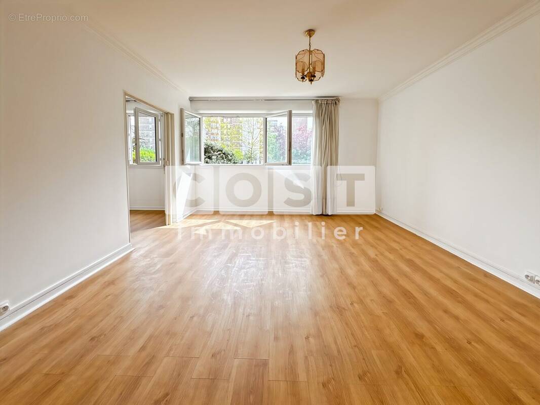 Appartement à ASNIERES-SUR-SEINE