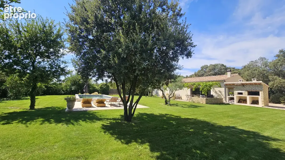 Maison avec piscine, dépendance et grand terrain dans un environnement très calme - photo 2