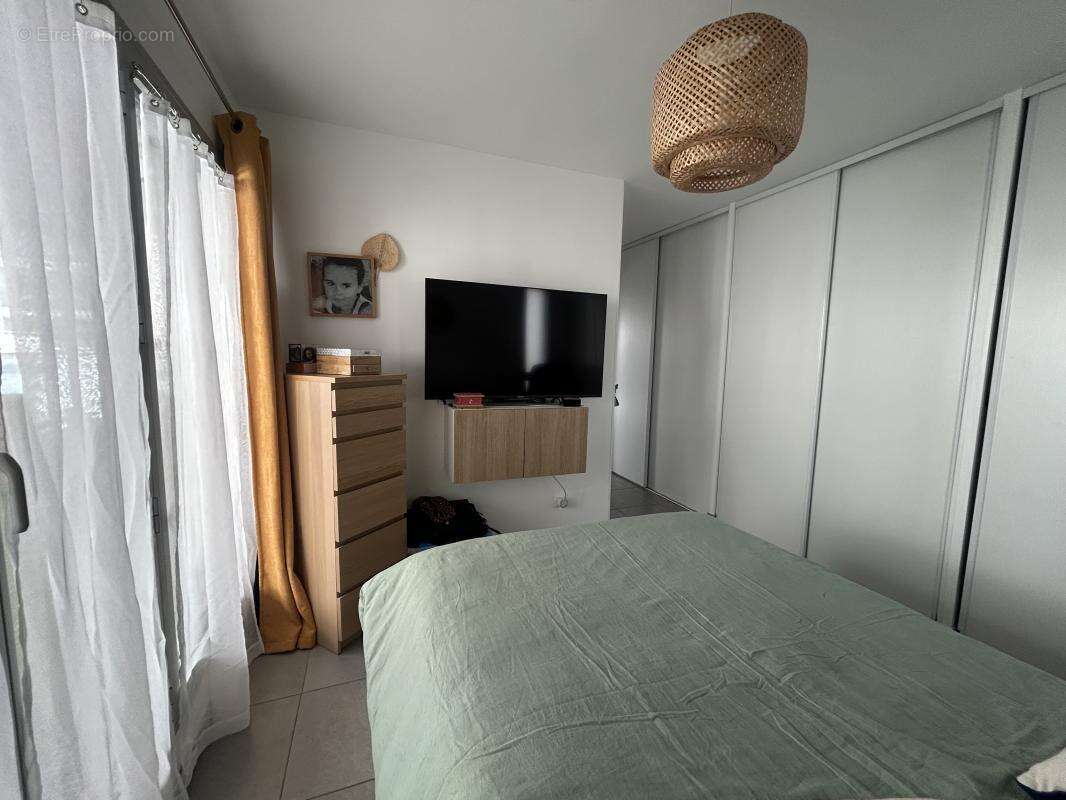 Appartement à MARSEILLE-3E