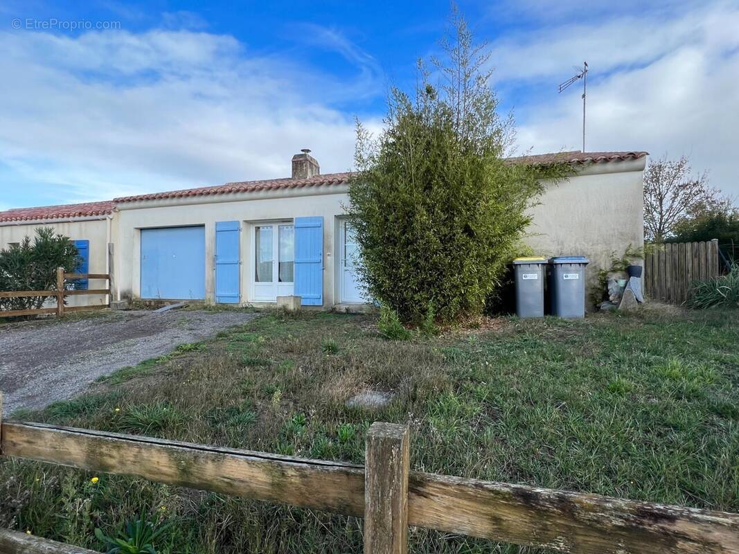 Maison à SAINT-MATHURIN