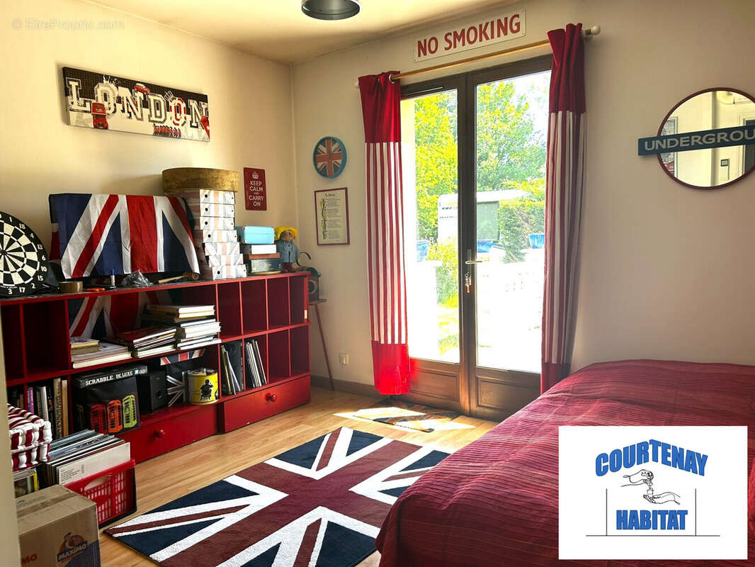 Maison 152 m² à Courtenay  - photo 8