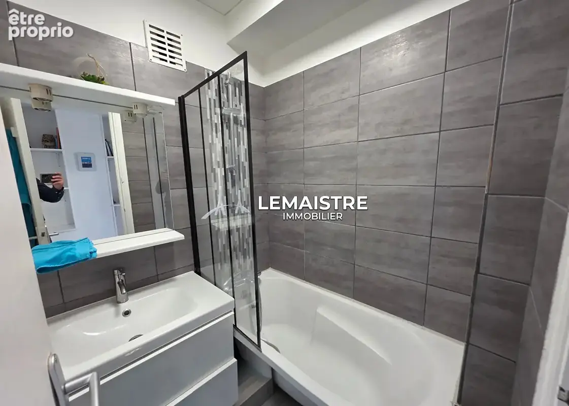 Appartement à vendre - LE HAVRE Centre-Ville - Quai Georges V - 53 m² - 2 chambres - photo 5