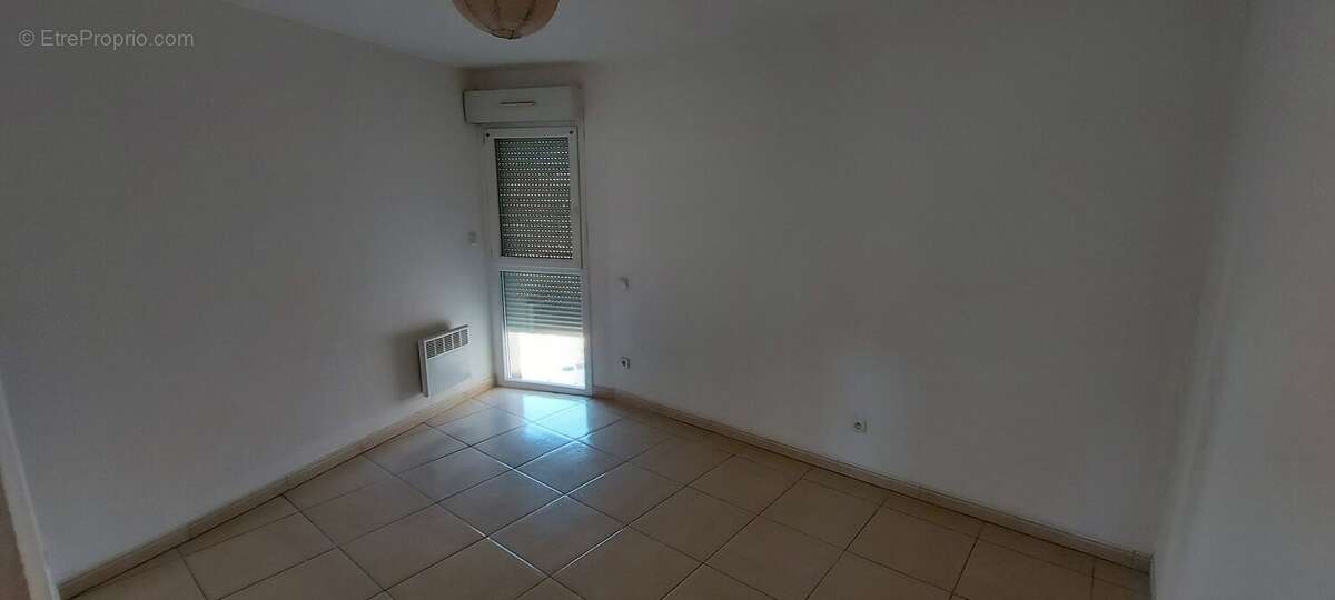 AGDE- Emplacement unique, pour ce type 3 - photo 18