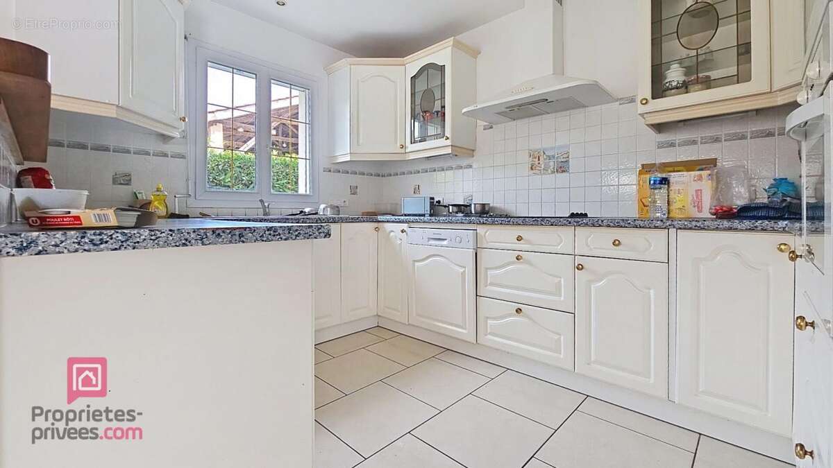 Maison à LES MATHES