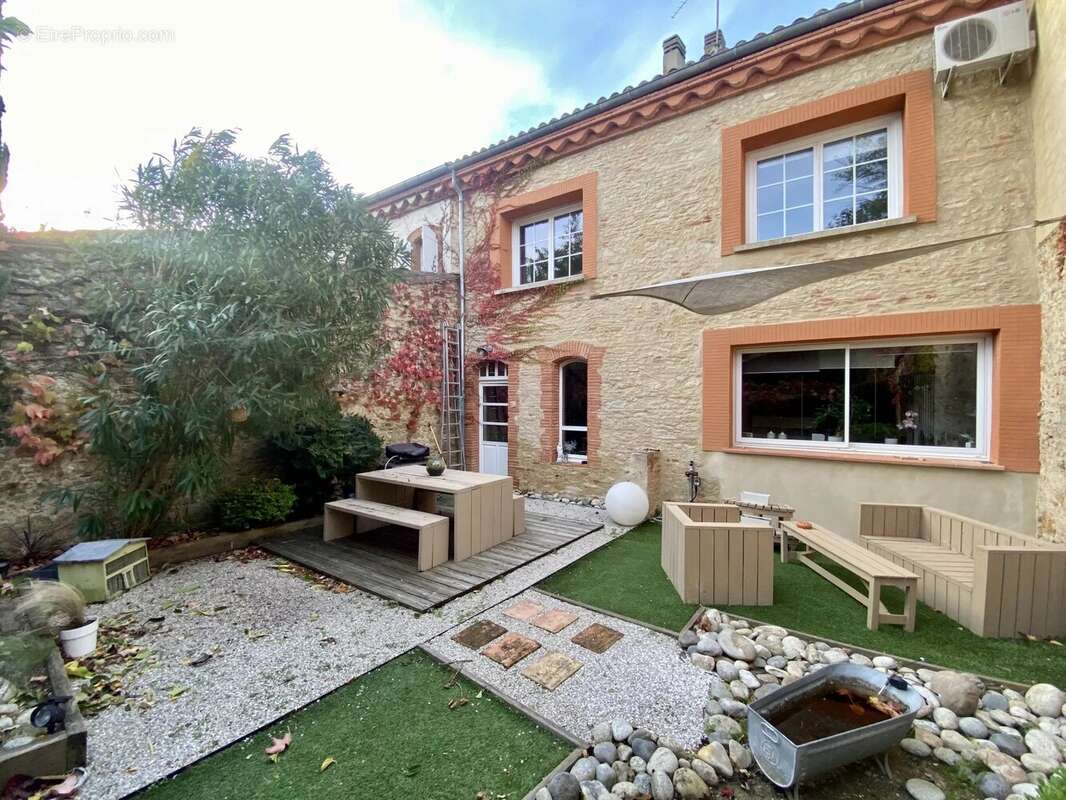 Maison à VILLEFRANCHE-DE-LAURAGAIS