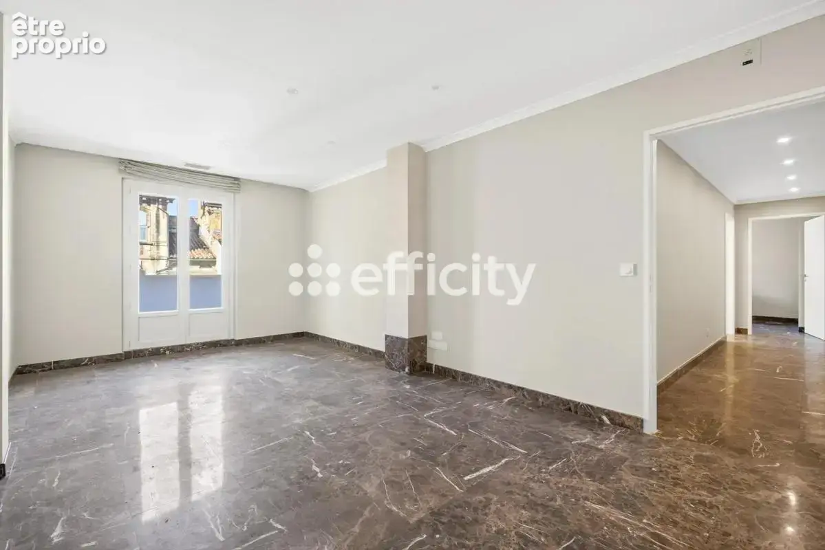 Commerce 152 m² à Avignon  - photo 11