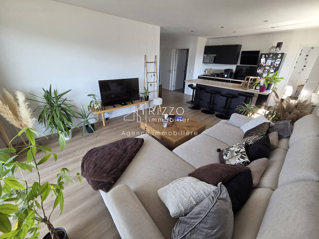 Appartement à MEYTHET