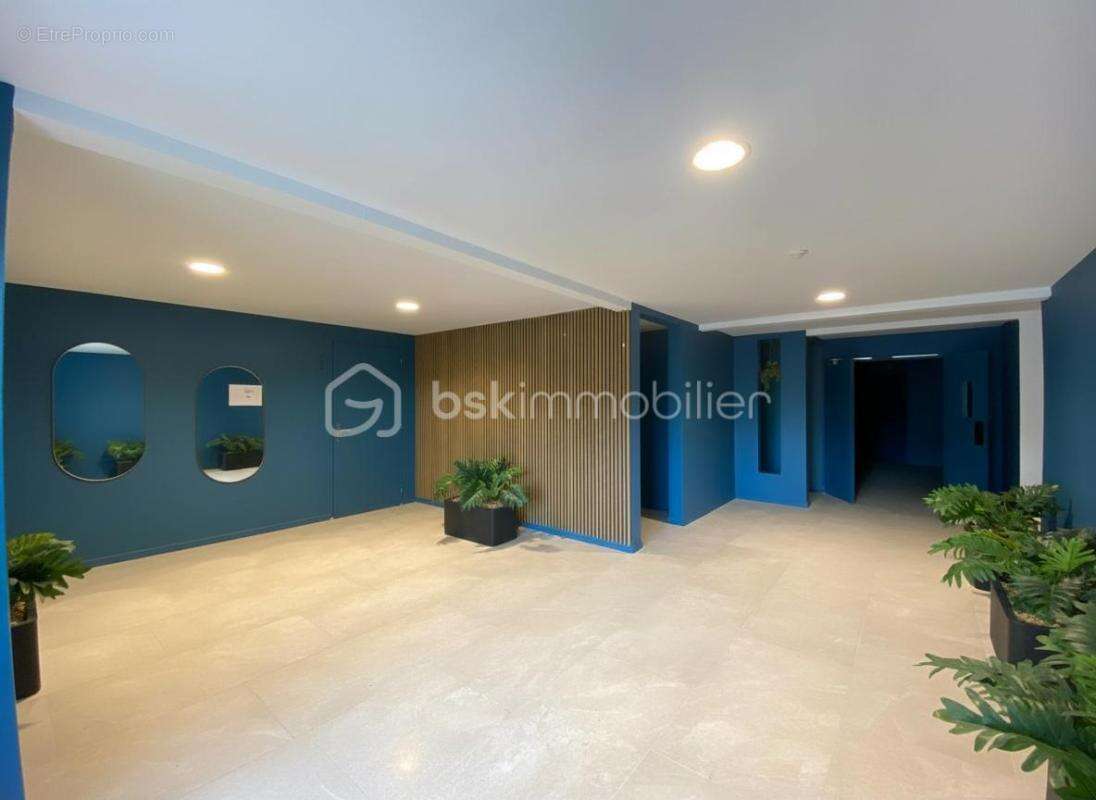SAINT-CHRISTOL ((84) - Créez votre grand T3 sur mesure ! Plateau sous forme d'appartement de 68 m² env avec mezzanine situé au 2 - photo 5