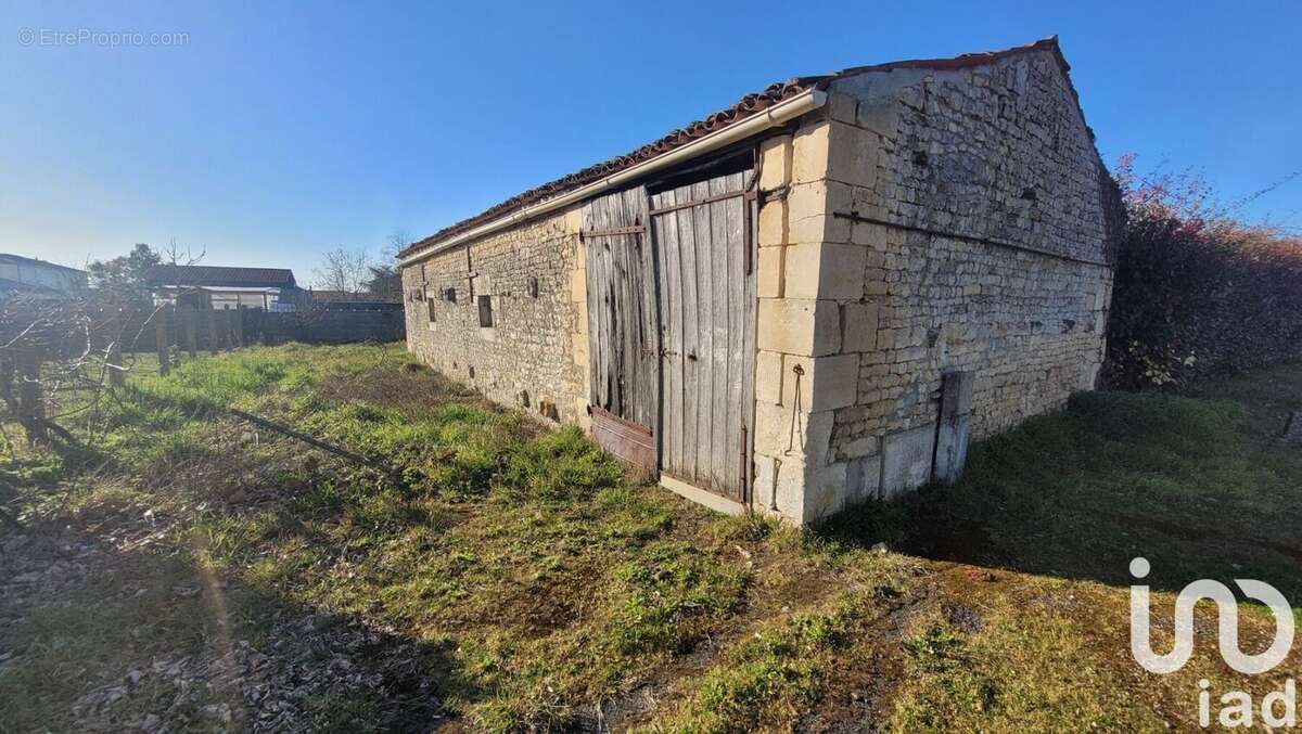 Photo 2 - Maison à FONTAINES