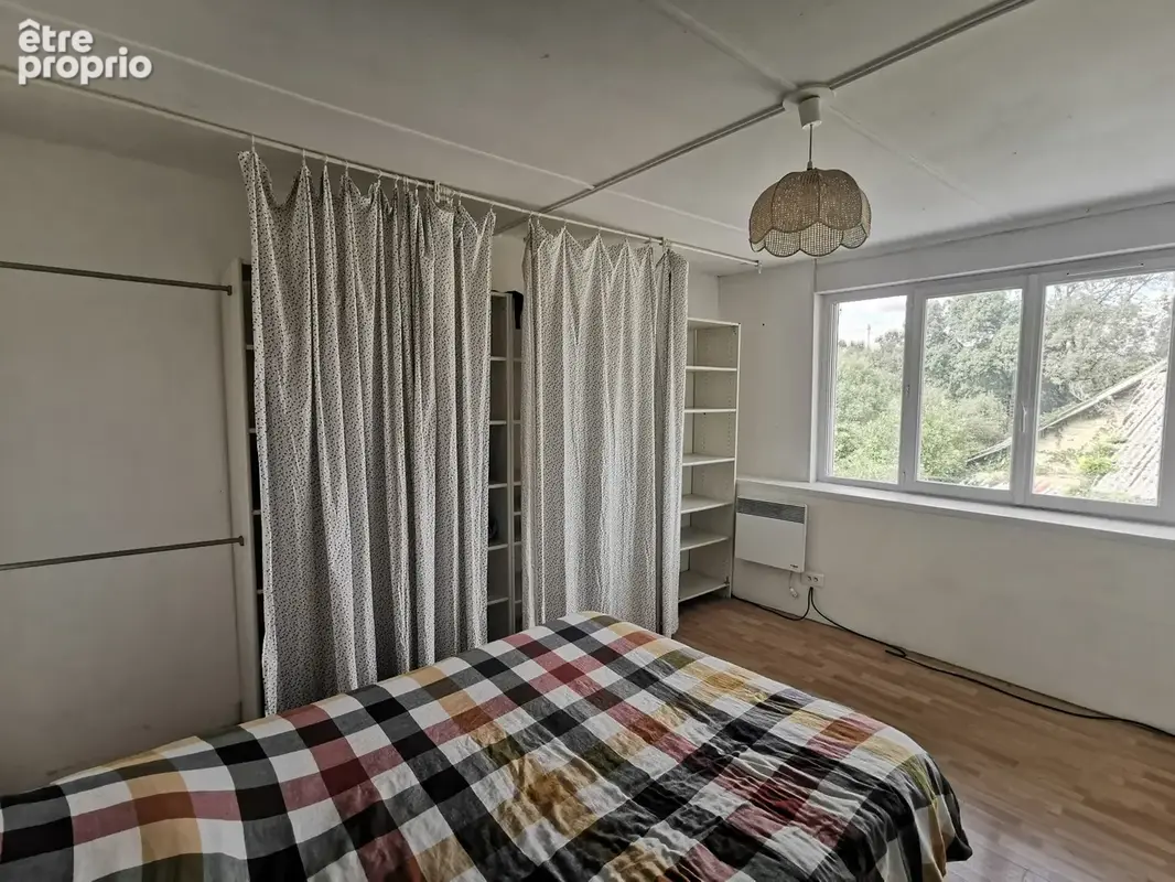 Maison en pierres avec terrain,  garages et combles aménageables - photo 9