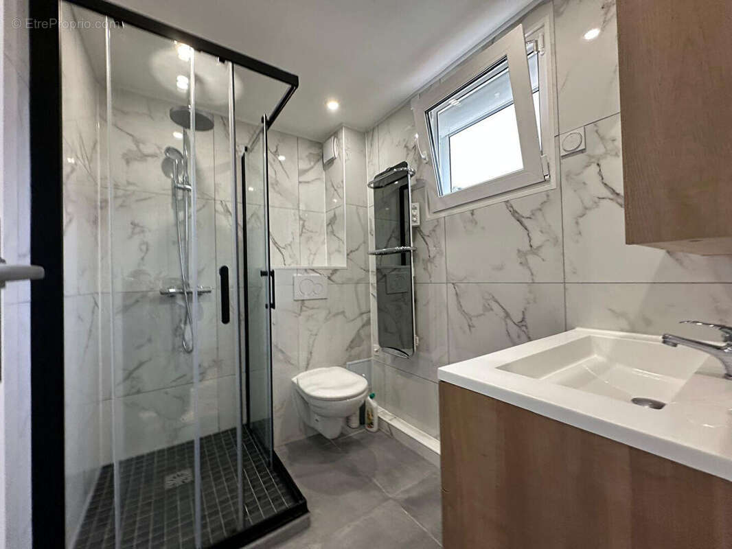 Maison à SAVIGNY-LE-TEMPLE