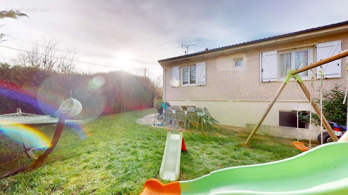 Maison à MONTFERMEIL