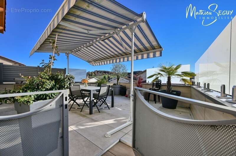 Maison à SAINT-MARTIN-EN-HAUT