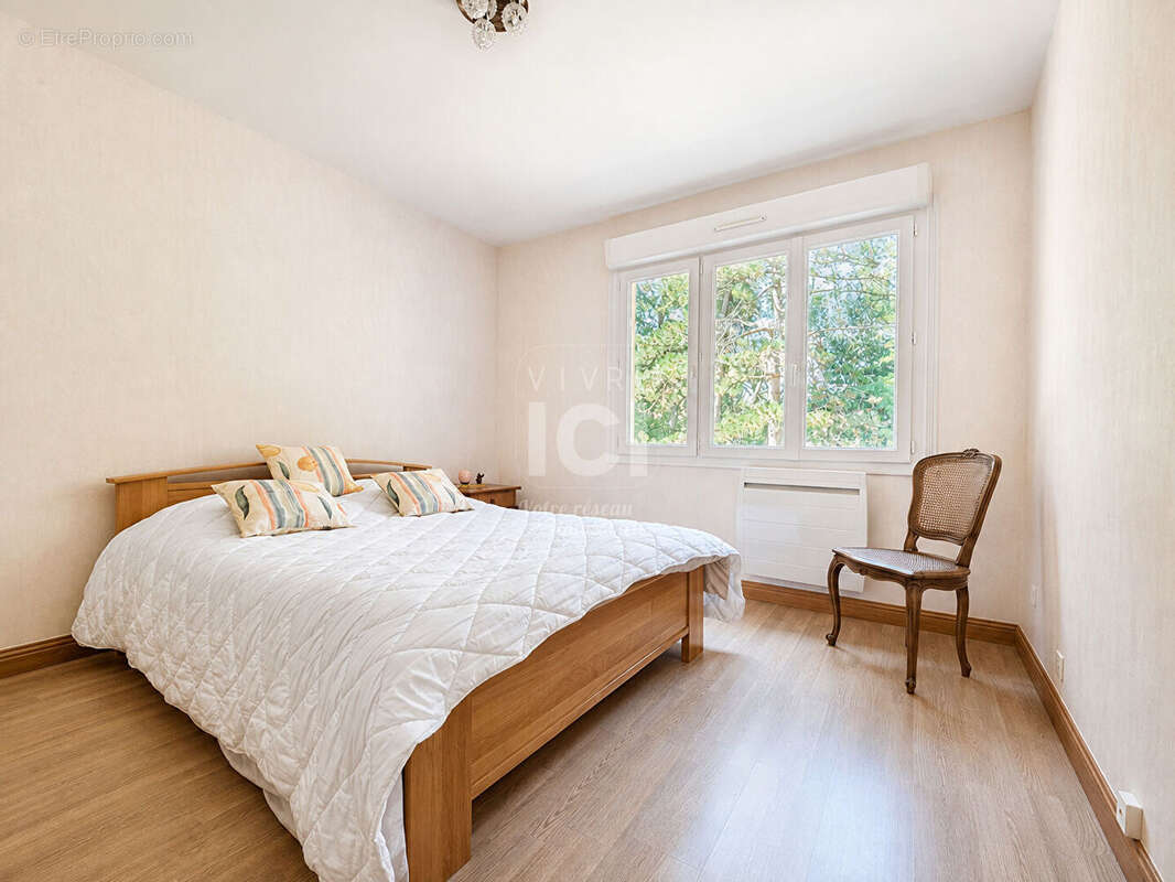 Maison Pont Saint Martin 7 pièce(s) 138.10 m2 - photo 6