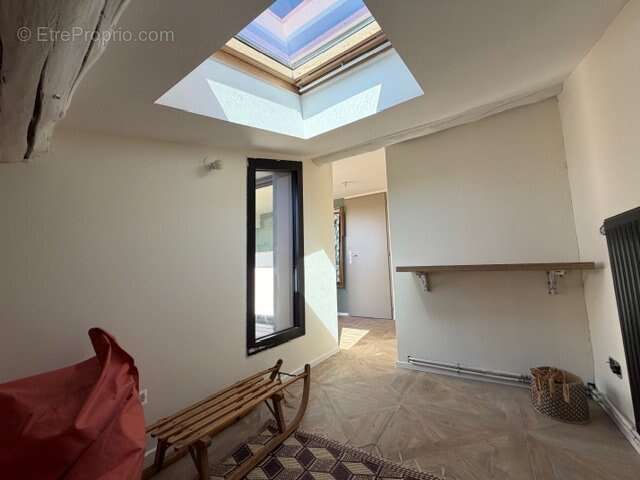 Appartement à SAINT-GENEST-LERPT