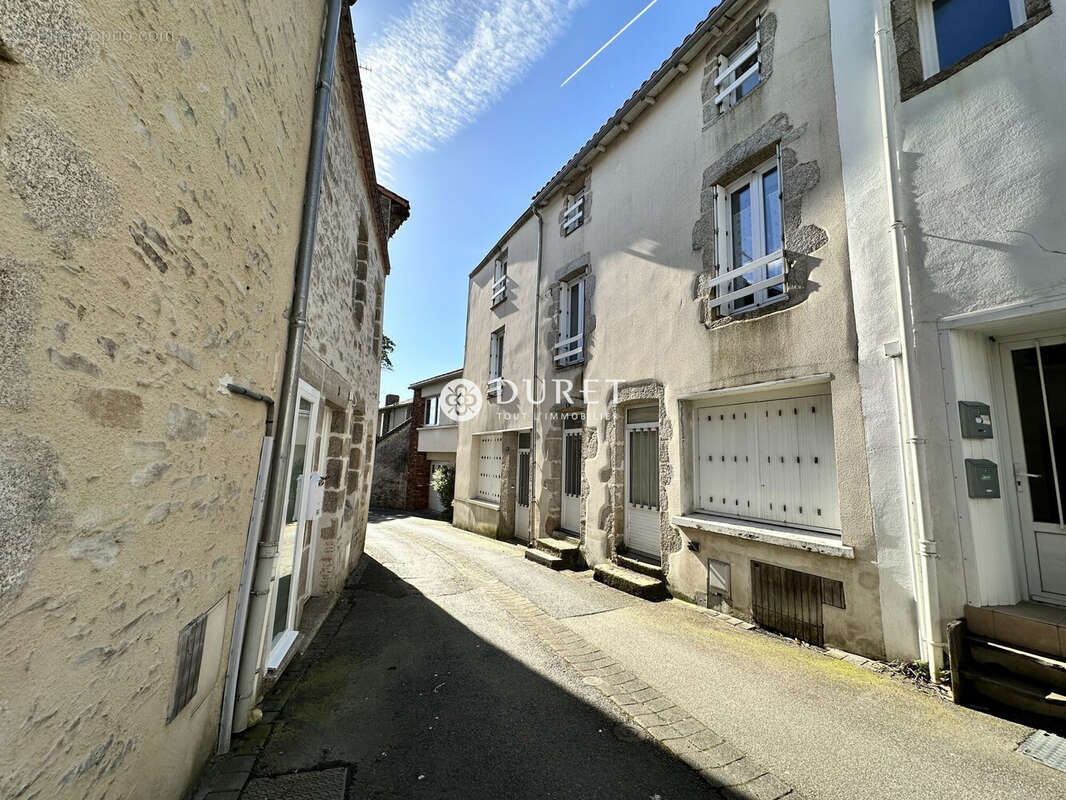 Appartement à MONTAIGU