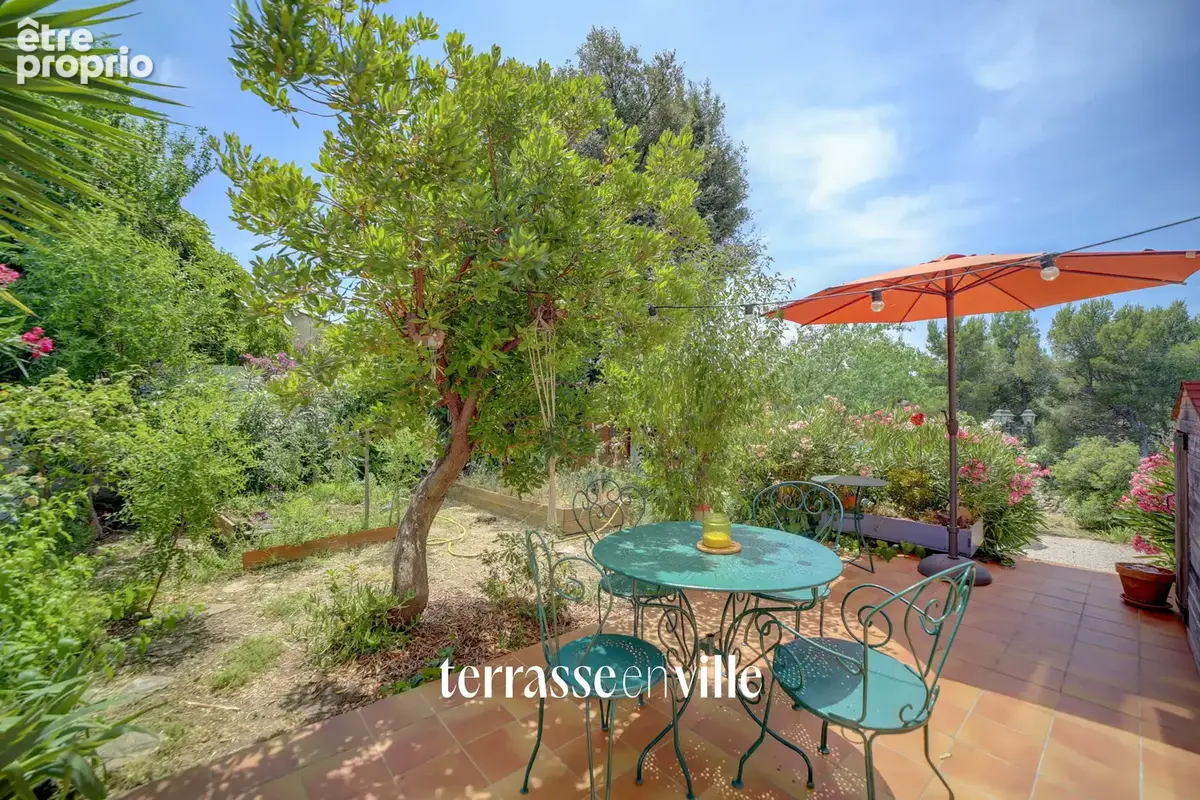 Ceyreste - rez-de-jardin - t3 - 76 m2 - jardin 540 m2 - vue degagee sur le vallon - 399 000 € - photo 3