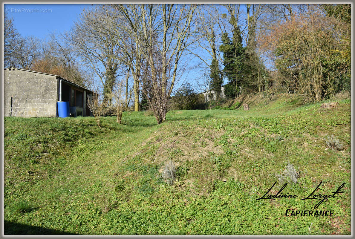 Maison à vendre 4 pièces de plain-pied Hameau de NEUILLY SAINT FRONT (02) - 86m2 habitables - 3 chambres- sous sol - Terrain 900 - photo 4