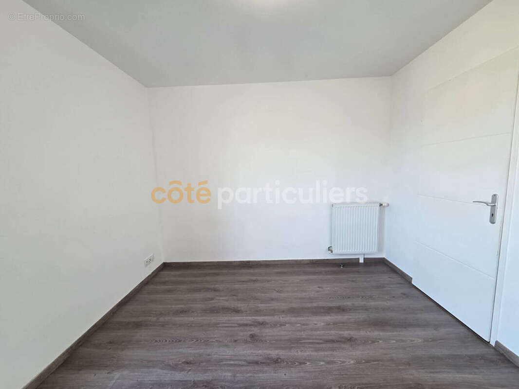 Appartement à AUBERVILLIERS