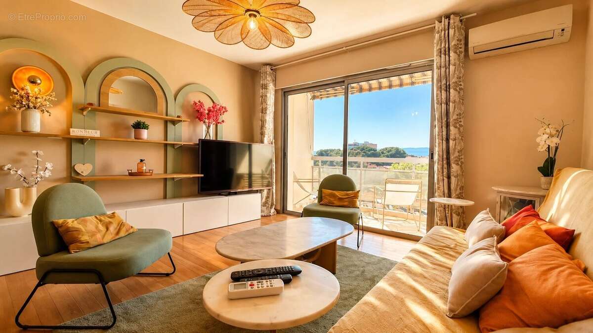 Appartement à LE CANNET
