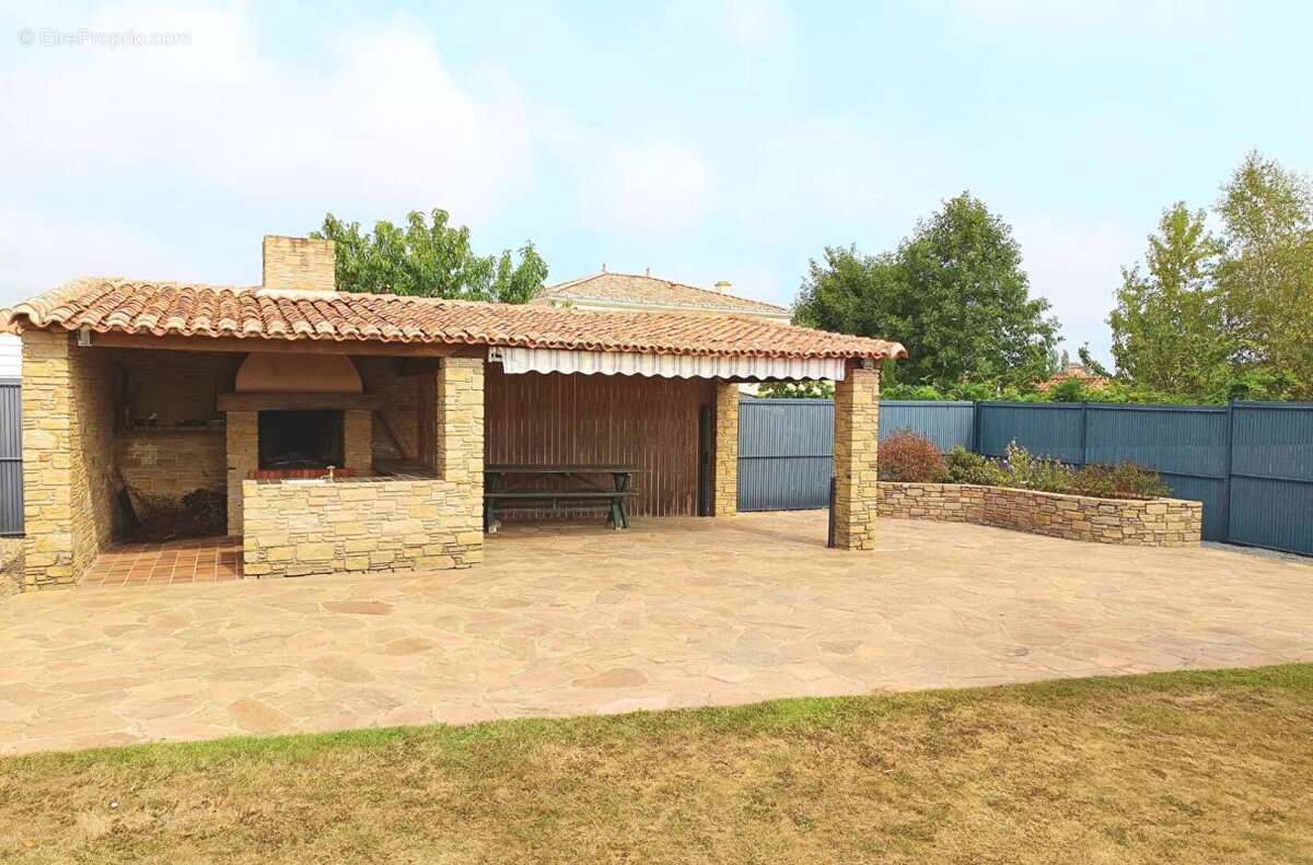 Maison à CHAMPTOCEAUX