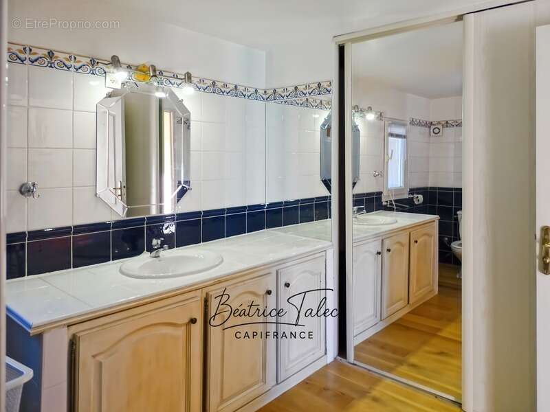 Maison à POURRIERES