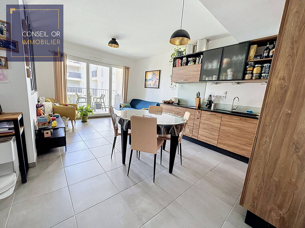 Appartement à OULLINS