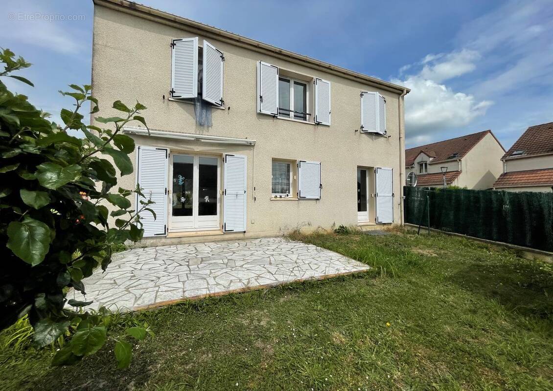 Maison à CARRIERES-SOUS-POISSY