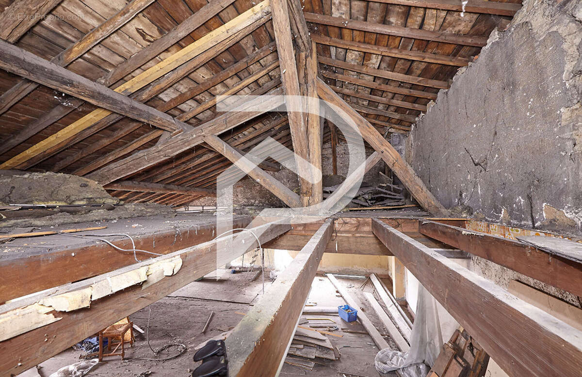 Appartement à SAIN-BEL