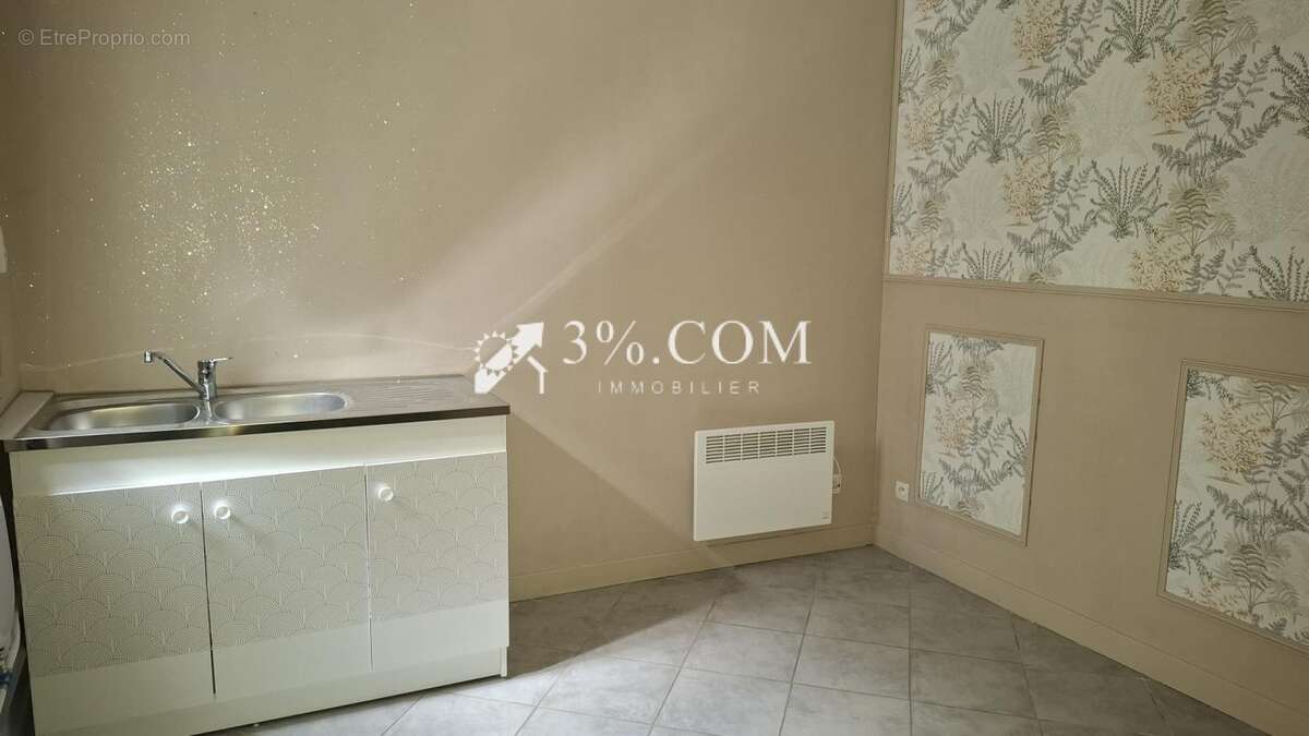 Commerce à FRIVILLE-ESCARBOTIN