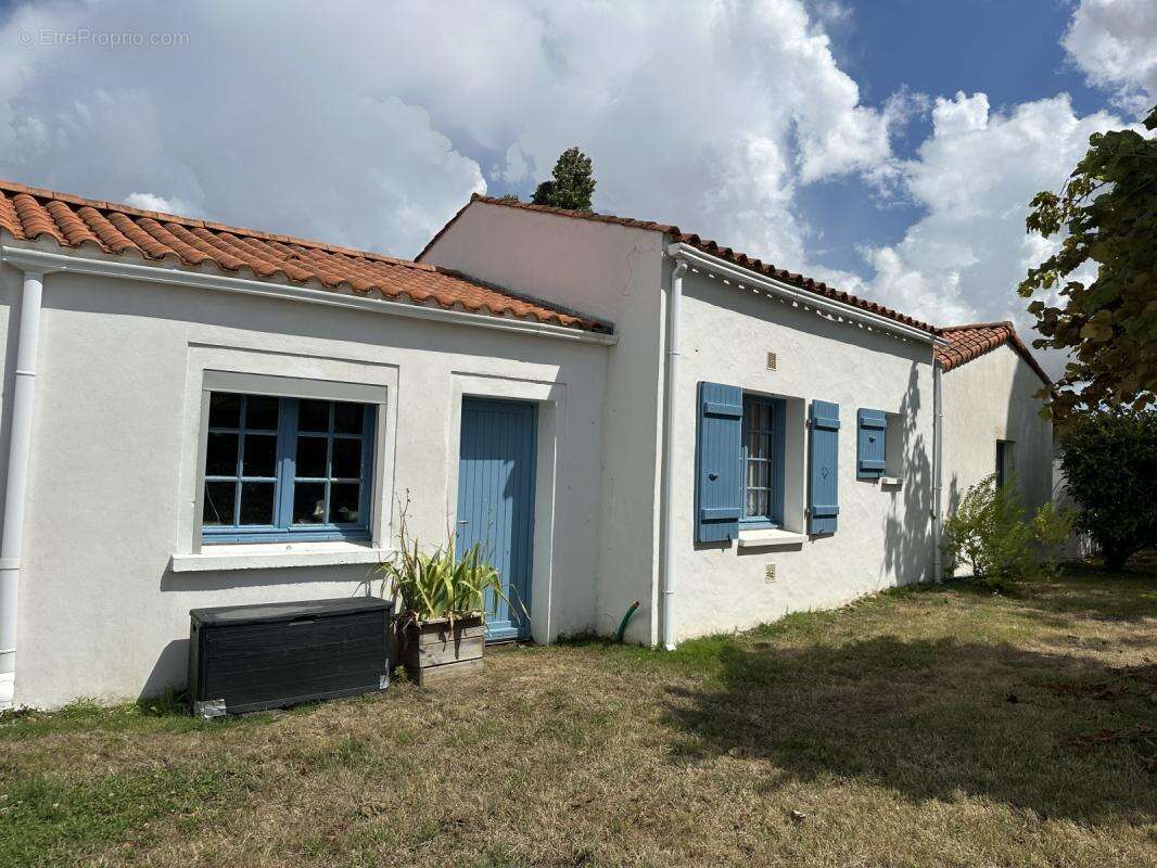 Maison à LE BERNARD