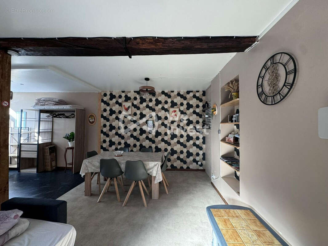 Appartement à SOLRE-LE-CHATEAU