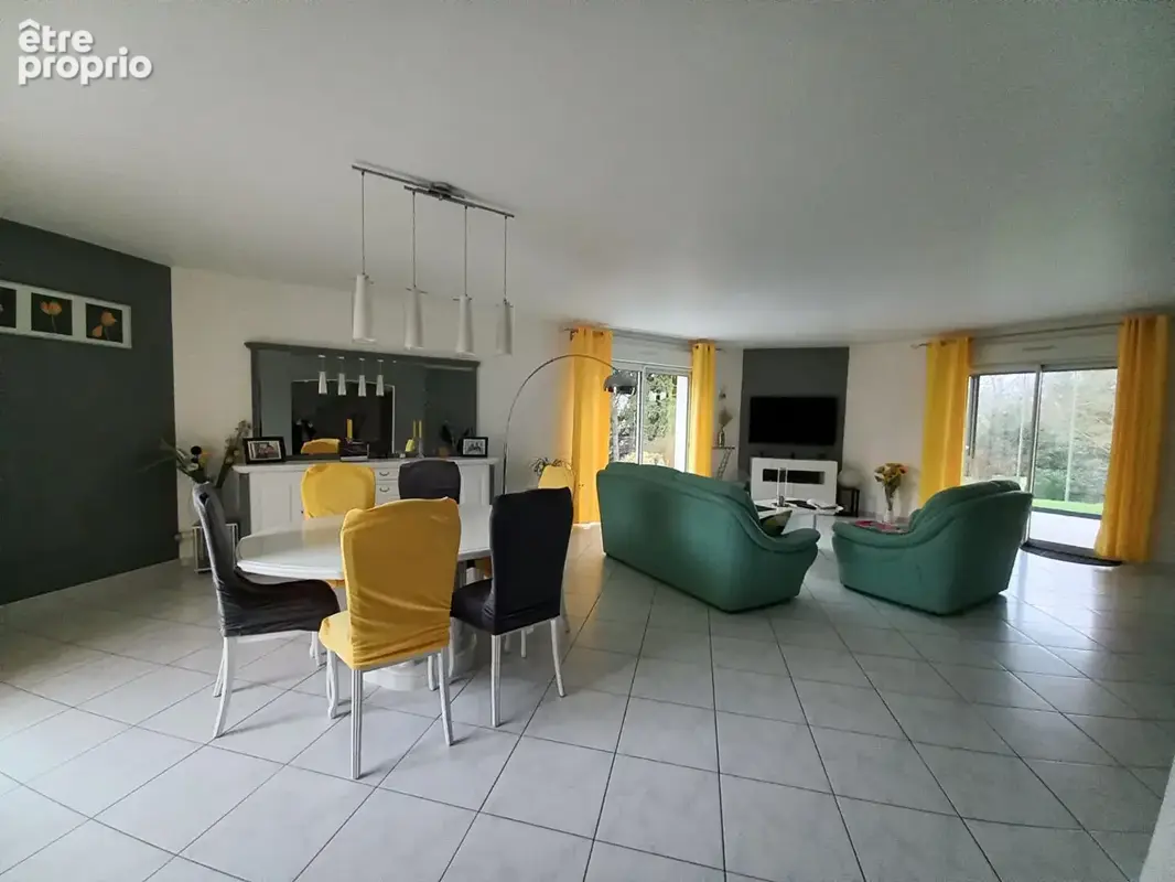 Maison La Ferte-bernard 5 pièce(s) 197 m2 - photo 2