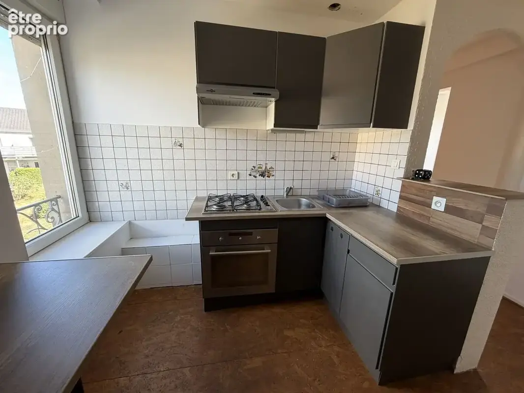 Appartement 2 pièces 44 m² à vendre à Remiremont (88200) - photo 4