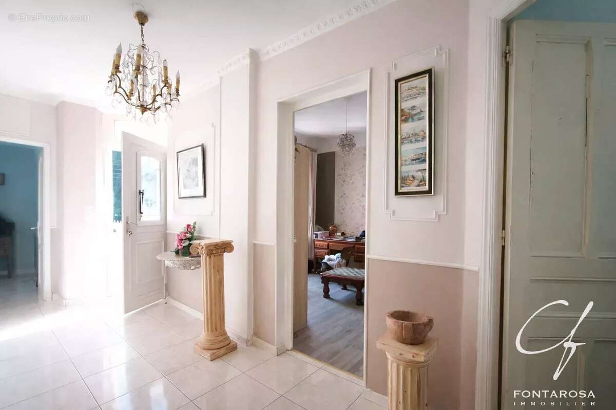 Maison à SAINT-RAPHAEL