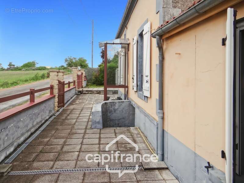 Maison à COMMENTRY