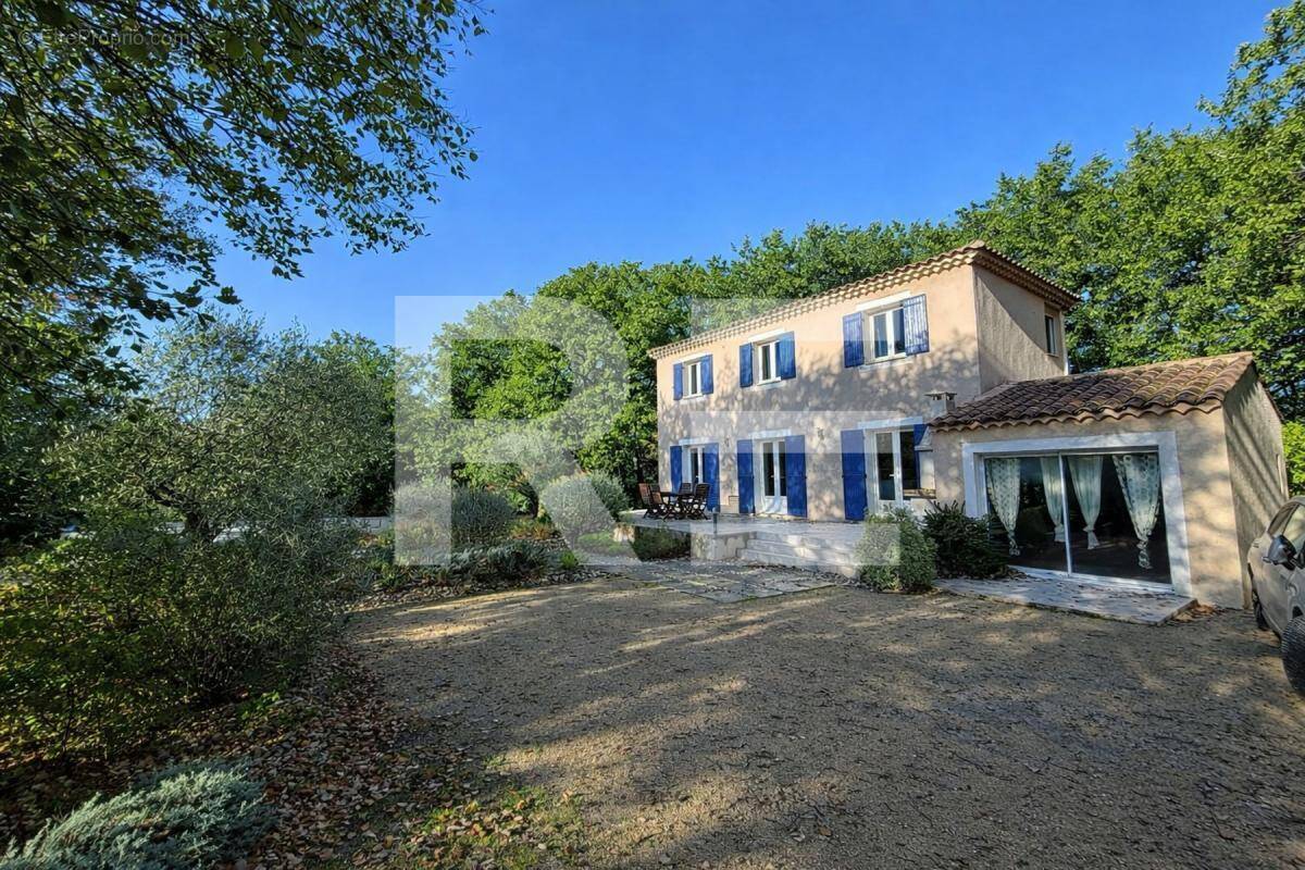 Maison à ROCHEFORT-DU-GARD