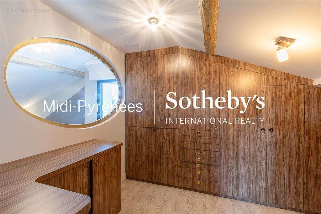 Propriété équestre de 11HA, 3 gîtes et salle de séminaire - photo 13