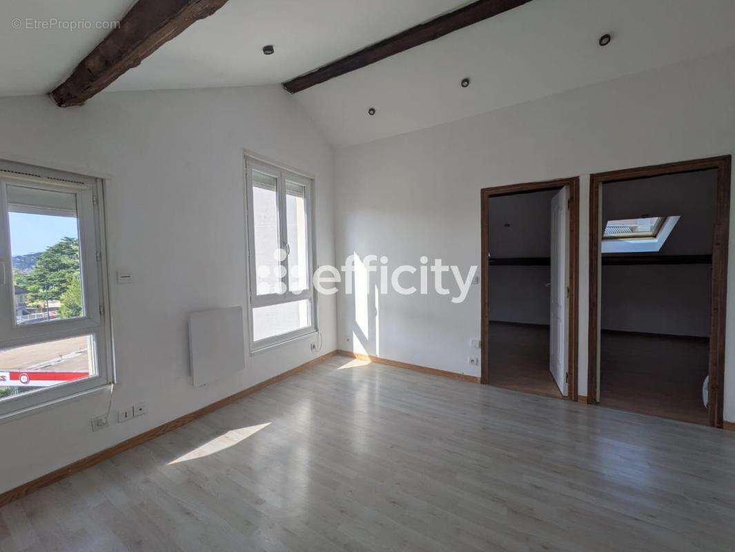 Appartement à AIX-LES-BAINS