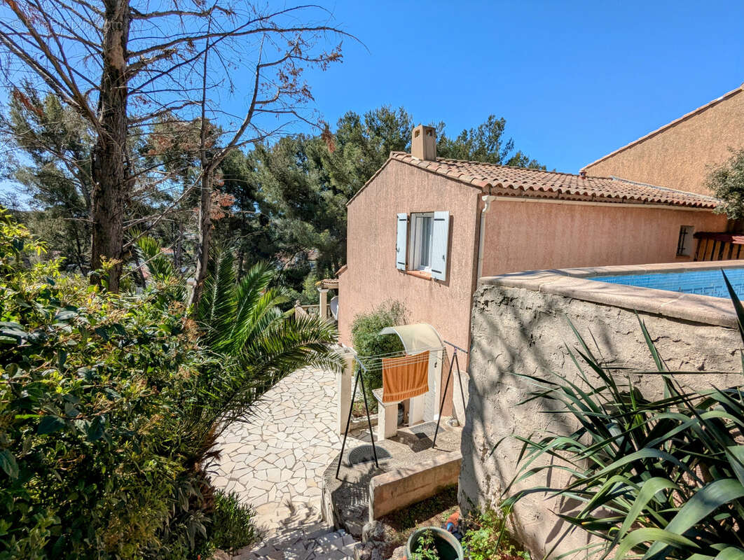 Maison à OLLIOULES