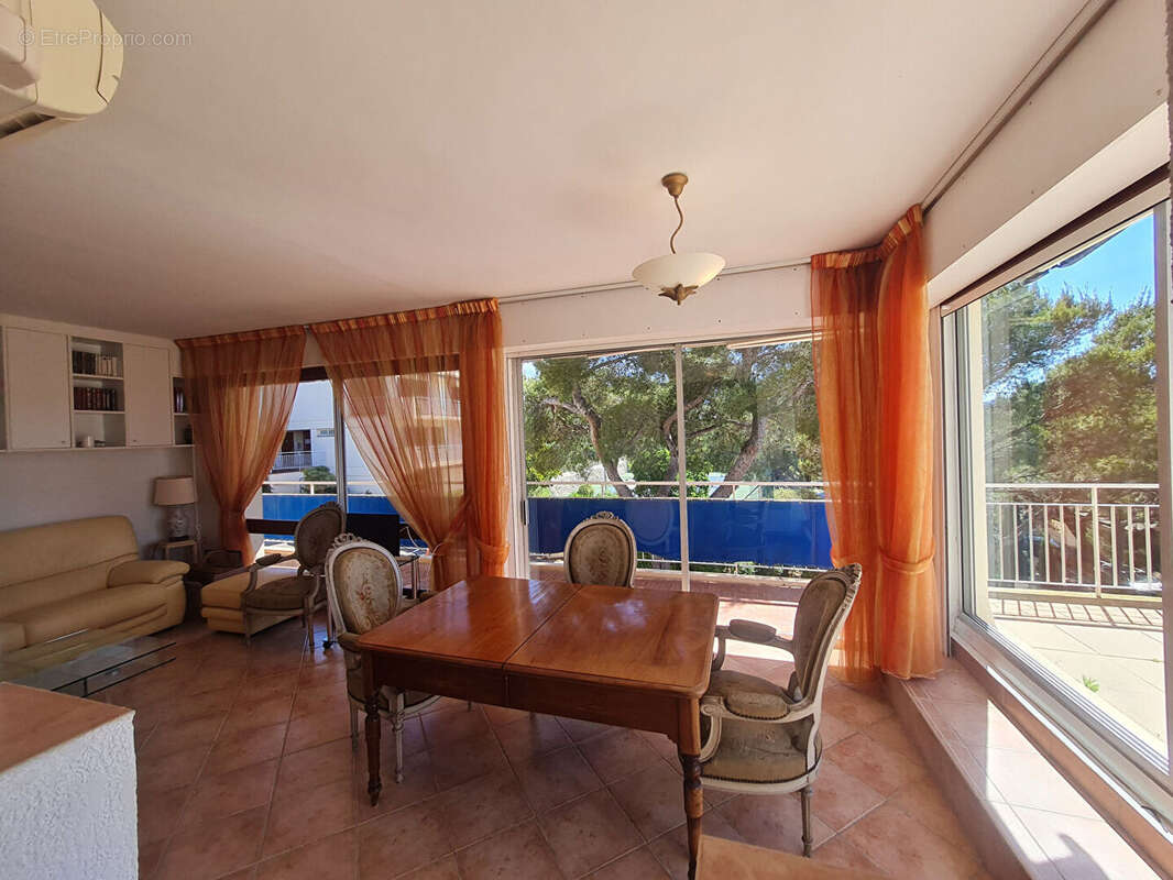 Appartement à SAINT-MANDRIER-SUR-MER