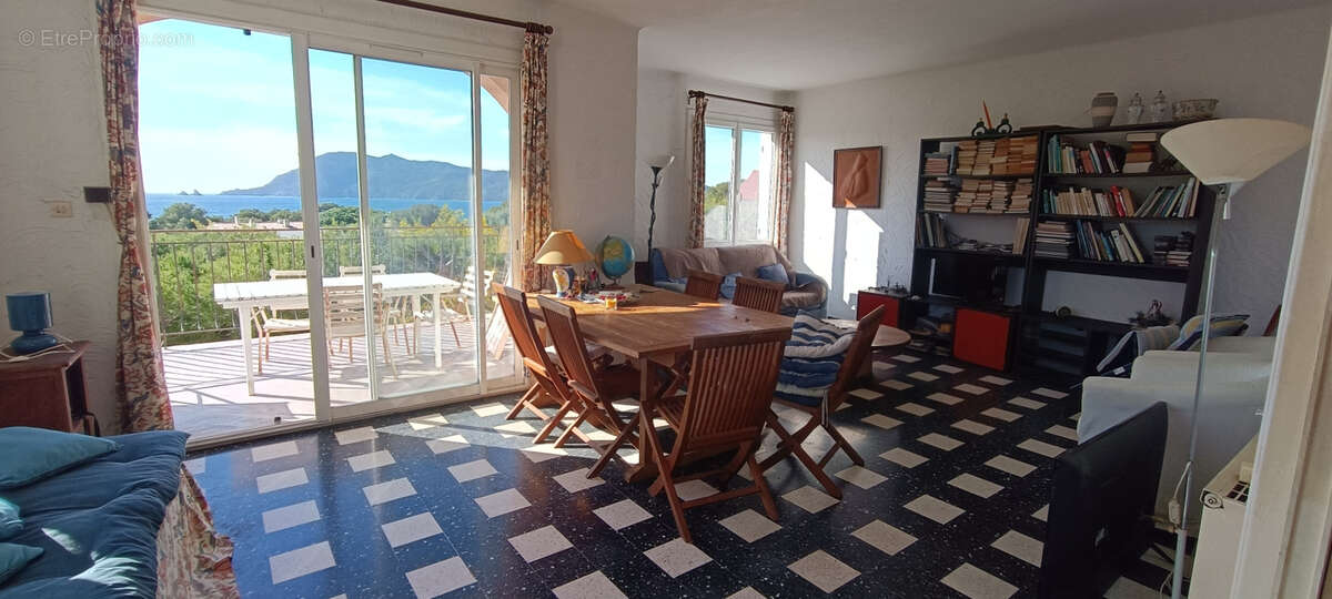 Maison à SAINT-MANDRIER-SUR-MER