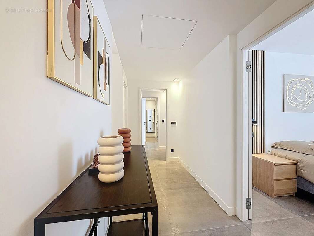 Appartement à LE CANNET