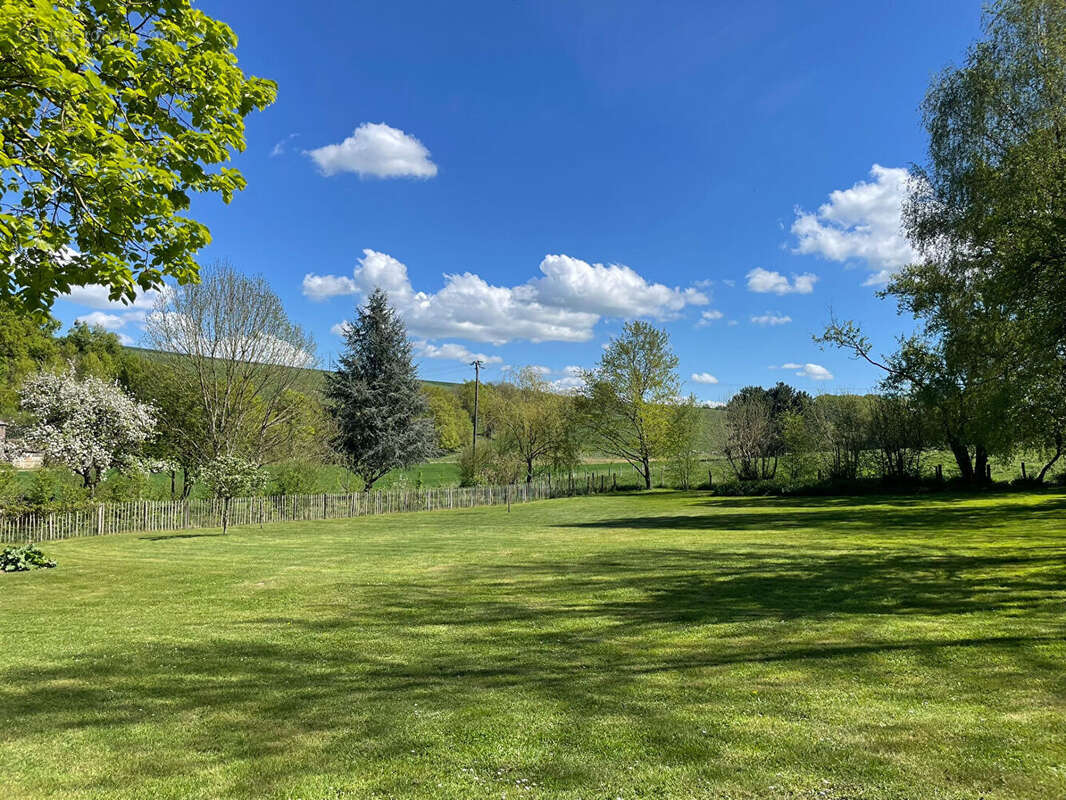 Maison à BOEURS-EN-OTHE