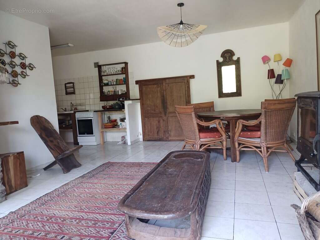 Maison à SAINT-PONS-DE-THOMIERES