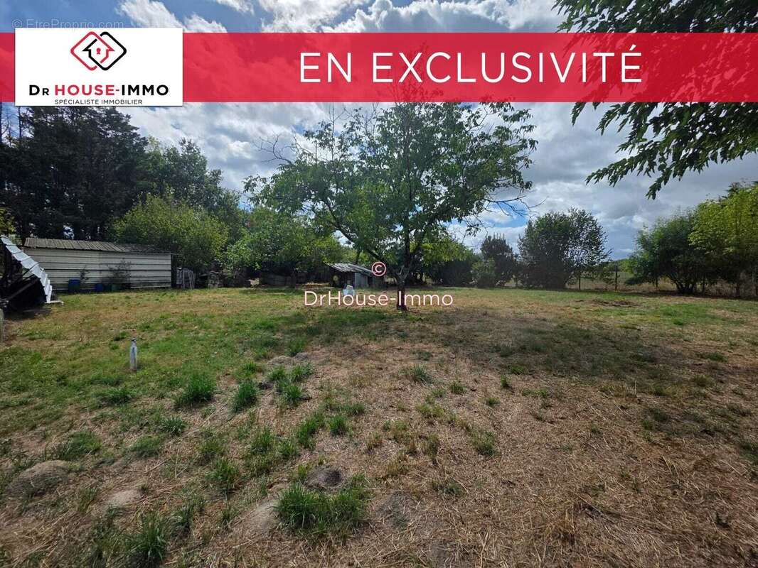 Terrain à PEUJARD